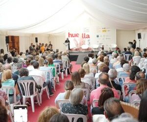 La Feria del Libro de Sevilla culmina una «exitosa edición» con aumento de ventas y gran presencia de público